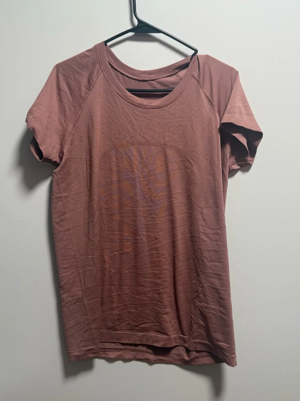 lululemon athletica Women's Short Sleeve Tee - Dusty Mauve